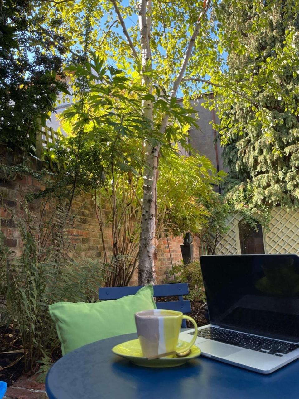 チェルトナムTown Centre Garden Retreatアパートメント エクステリア 写真